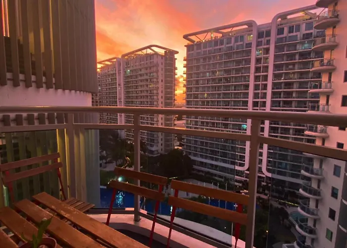 Quelson's Pad In Azure Beach Residences With Wave Pool Access *