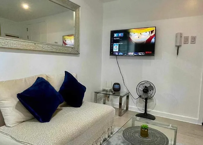 아파트호텔 Quelson's Pad In Azure Beach Residences With Wave Pool Access
