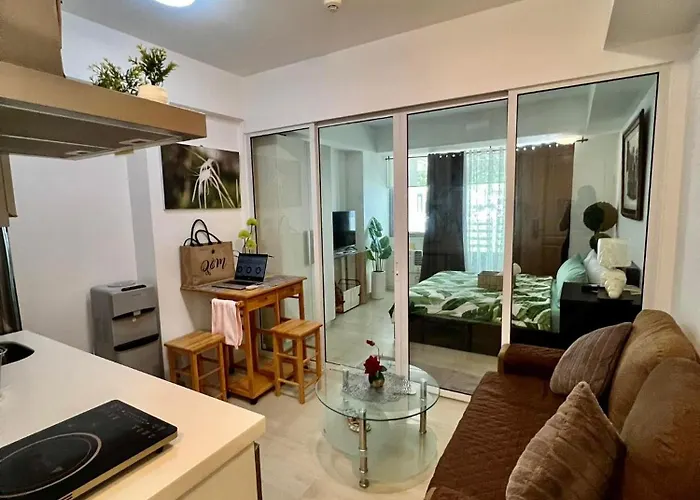Quelson's Pad In Azure Beach Residences With Wave Pool Access * 마닐라