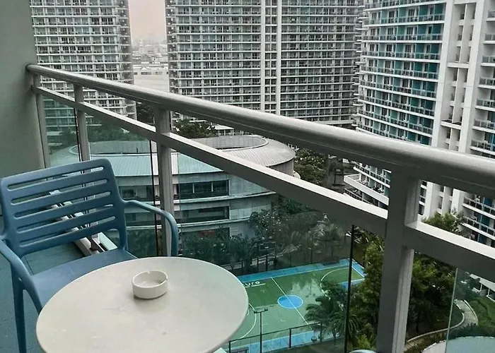 Quelson's Pad In Azure Beach Residences With Wave Pool Access *