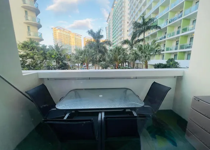 Quelson's Pad In Azure Beach Residences With Wave Pool Access 아파트호텔