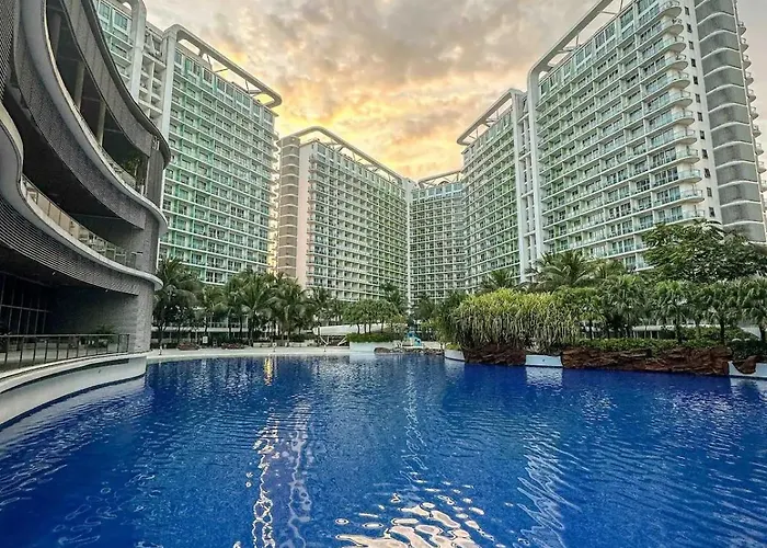 Quelson's Pad In Azure Beach Residences With Wave Pool Access *